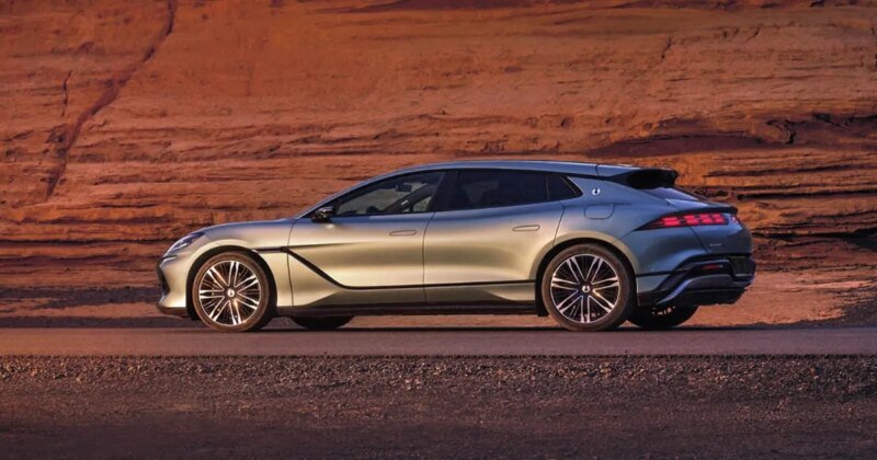 Tesla’s Biggest Rival Unveils World’s Longest-Range EV!