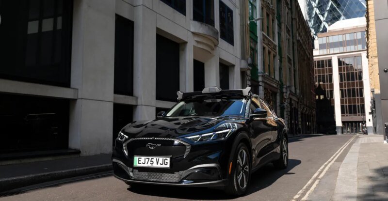London Prepares for the Rise of Robotaxis!