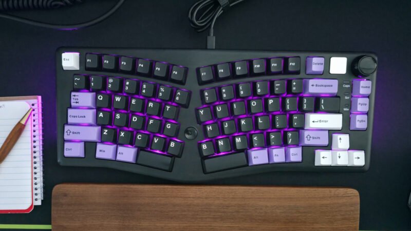 Maximize Your Setup: Choosing the Right USB Port for Mouse & Keyboard!