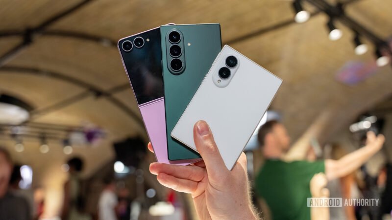 Samsung Ignoring Foldable Hardware Flaws – Frustration Grows