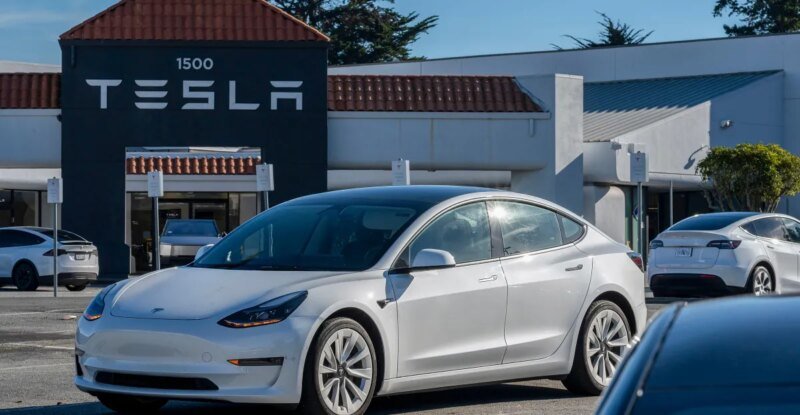 Tesla Driver Overrode FSD in Fatal Texas Crash: Investigators Reveal Accelerator Usage