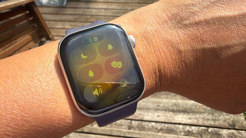 Understanding How Apple Watch Water Lock Works