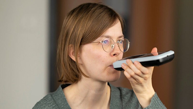 New Handheld Device Detects When You’re Burning Fat