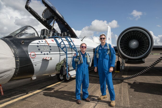 Pilots Pursue the Moon’s Shadow to Unlock Eclipse Secrets