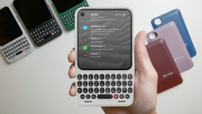 Clicks Communicator Shipments to Launch in December