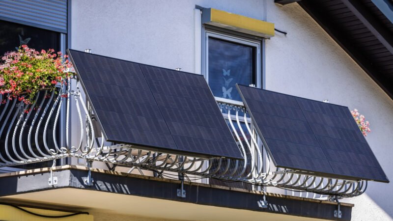 Your Balcony Solar Power Could Soon Be Legal Everywhere